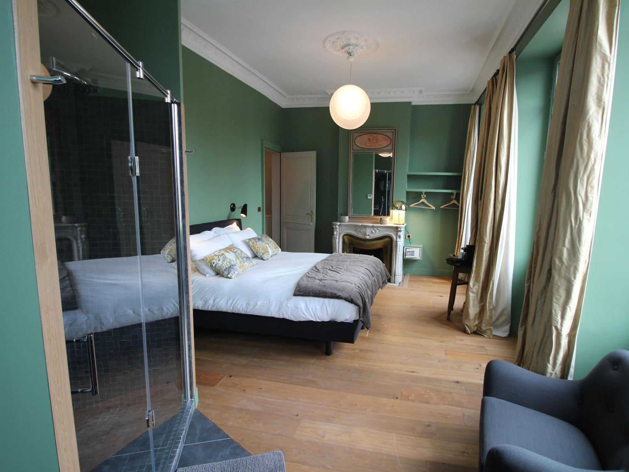 B&B L'Escapade Bordelaise - Cote Jardin Bordeaux Exterior photo