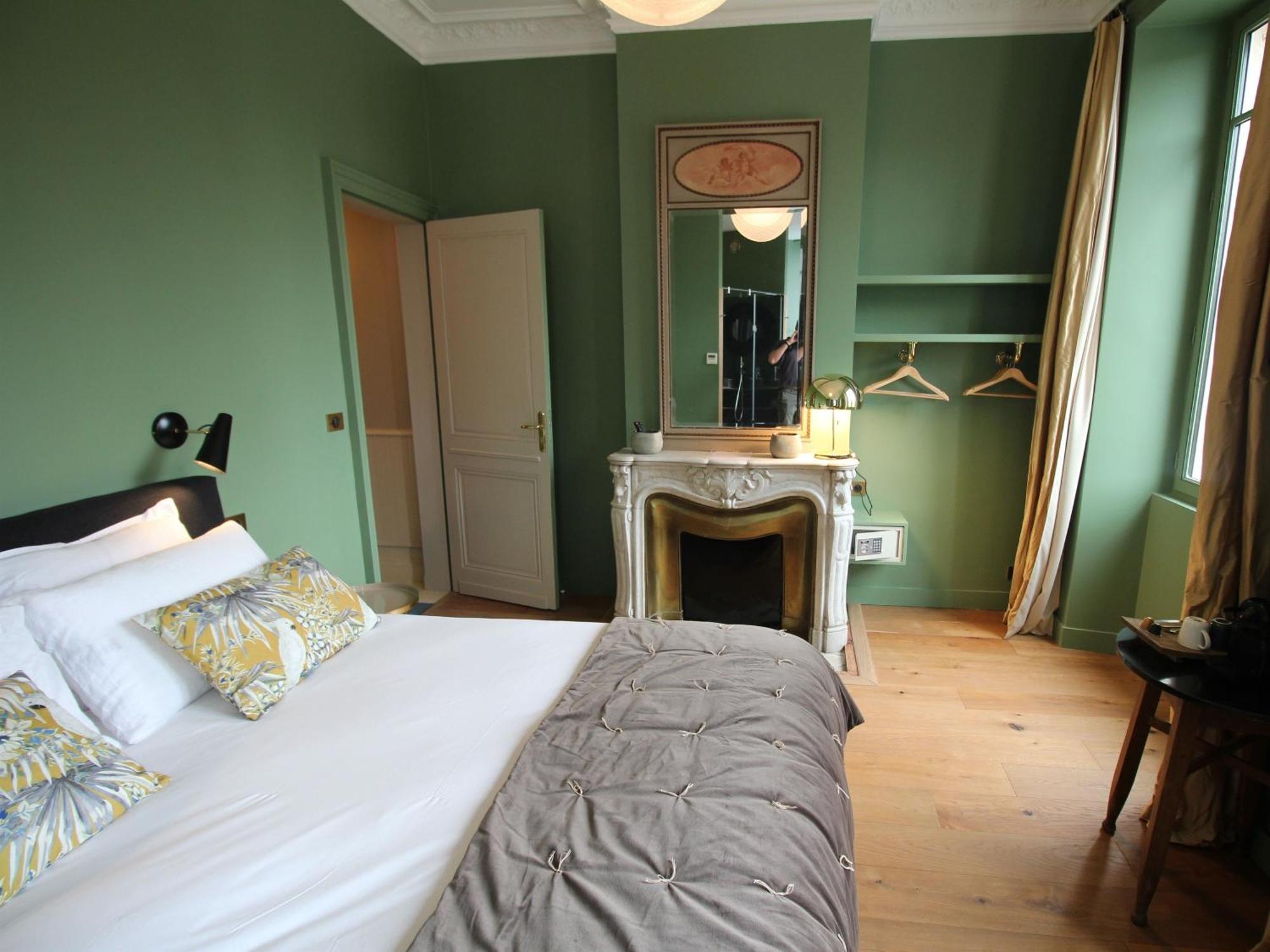 B&B L'Escapade Bordelaise - Cote Jardin Bordeaux Room photo